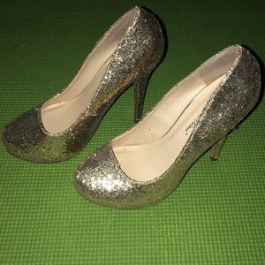 Michael Antonio heels - gold